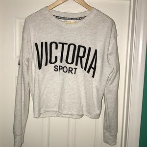 VS light grey sweatshirt